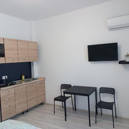 Central Comforts Apartments Bucarest Extérieur photo
