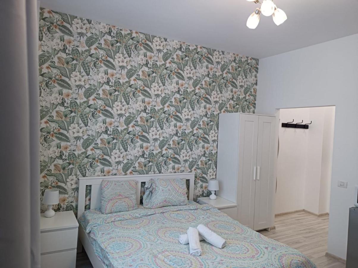 Central Comforts Apartments Bucarest Extérieur photo